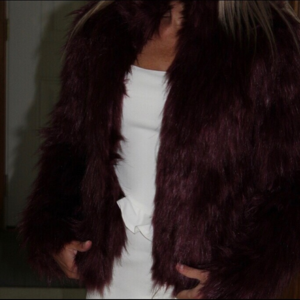 Xs fashion nova fur jacket